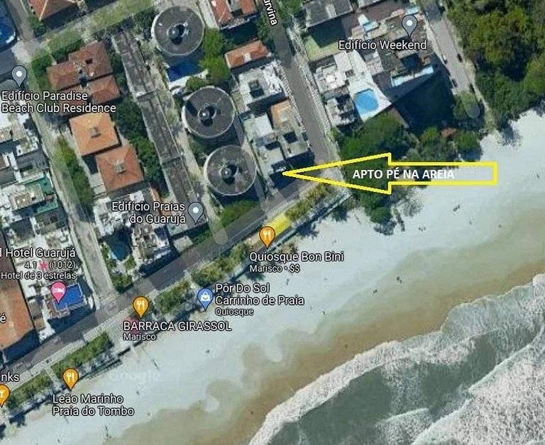 apto pé na areia praia do tombo frente ao mar bandeira azul