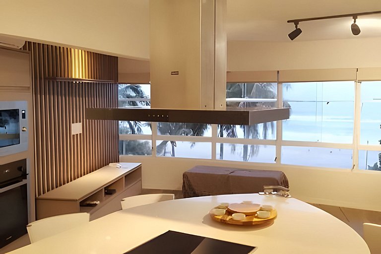 25C - Pé na Areia do Tombo, 1 Suite Master, Ar Cond, 2Wc, 1