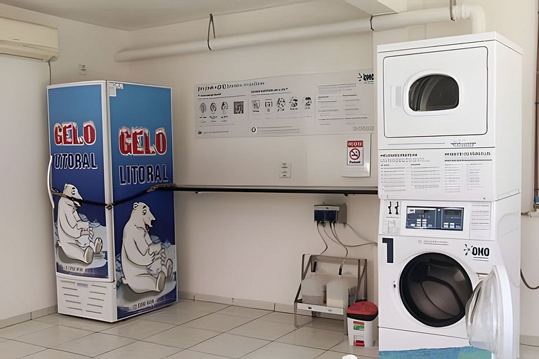 Apartamento pé na areia da praia do Tombo em Frente ao mar