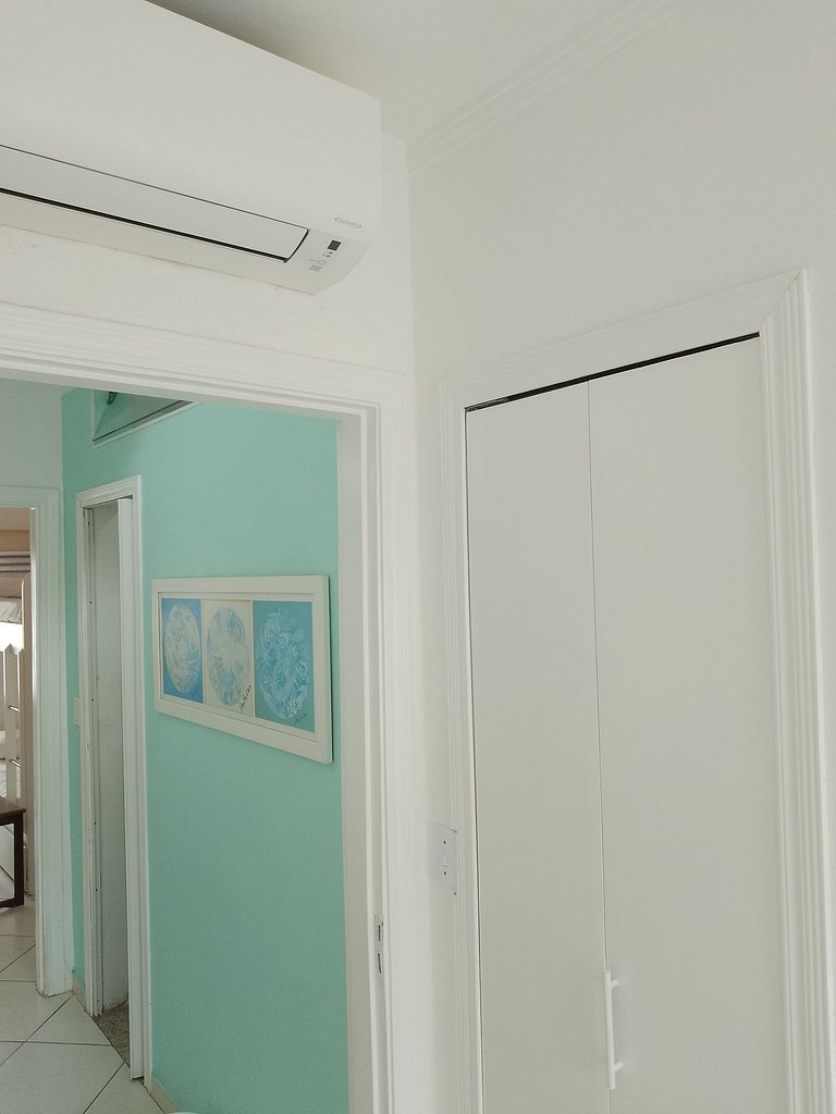 apartamento pé na areia da praia do tombo frente ao mar