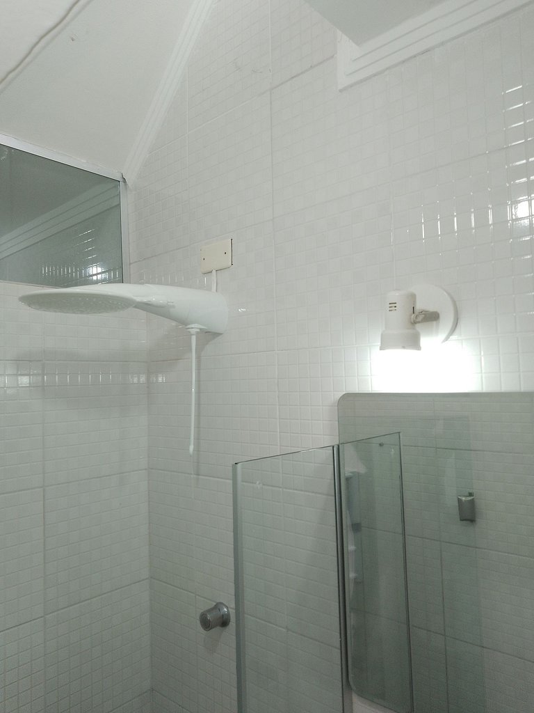 apartamento pé na areia da praia do tombo frente ao mar