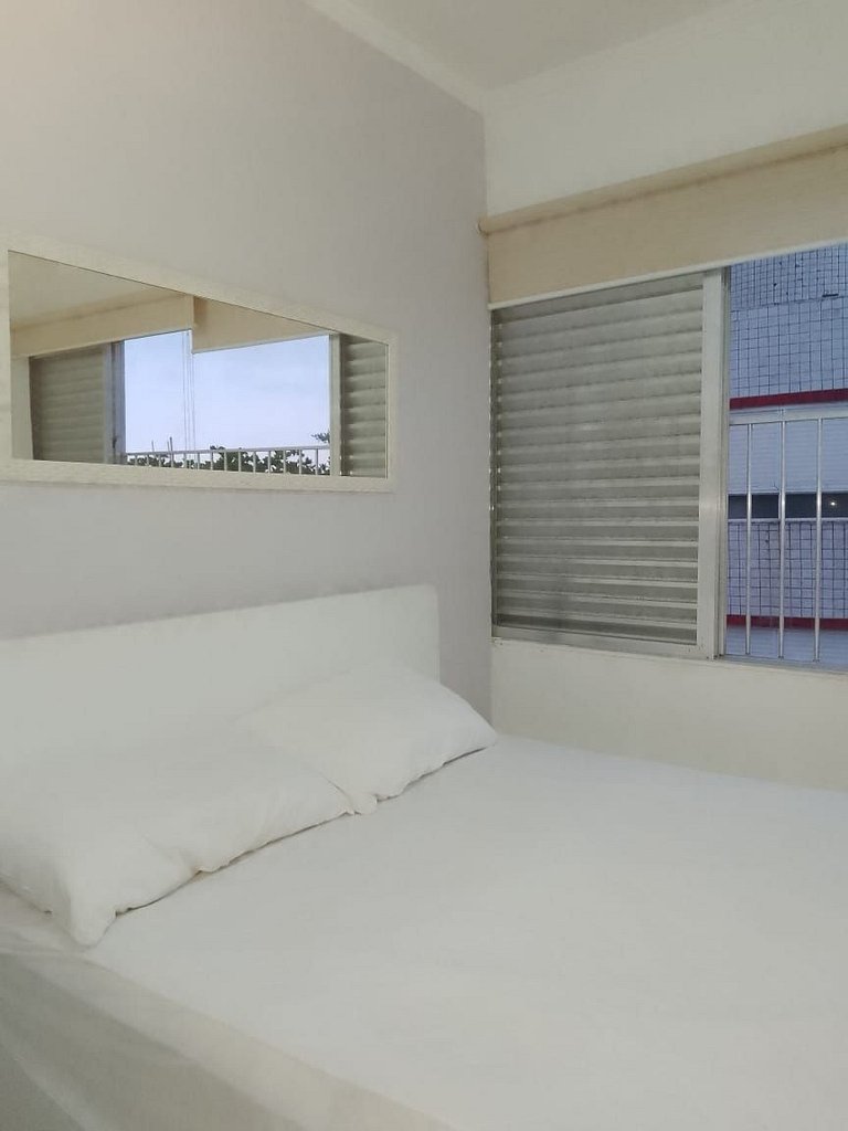 apartamento pé na areia da praia do tombo frente ao mar