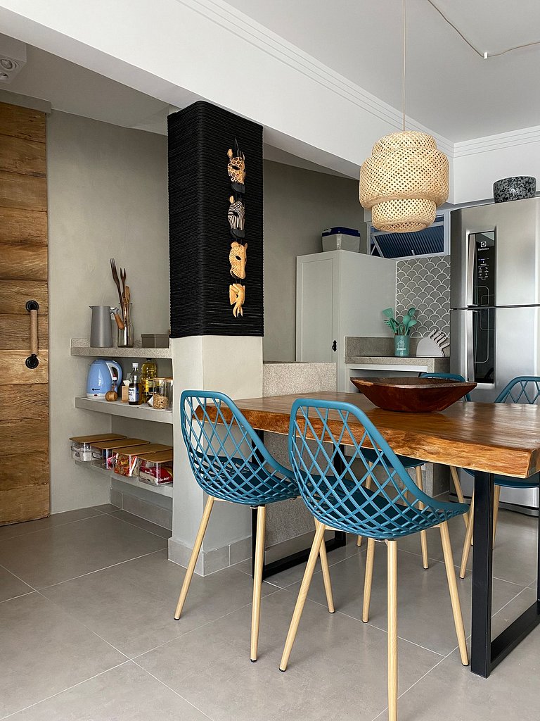 Apartamento pé na areia da praia do Tombo em Frente ao mar