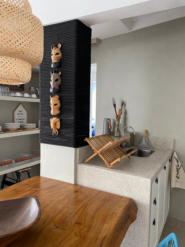 Apartamento pé na areia da praia do Tombo em Frente ao mar