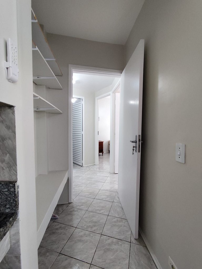 11A - Frente ao Mar, 2 QUARTOS, Sala e cozinha completa,1 ba