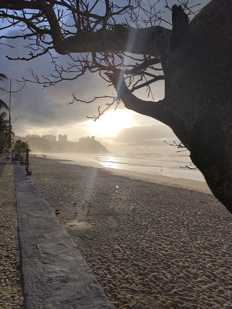 apto pé na areia praia do tombo frente ao mar bandeira azul