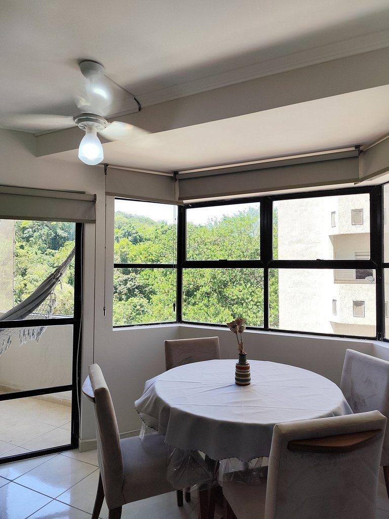 Apartamento próximo a Praia das Astúrias