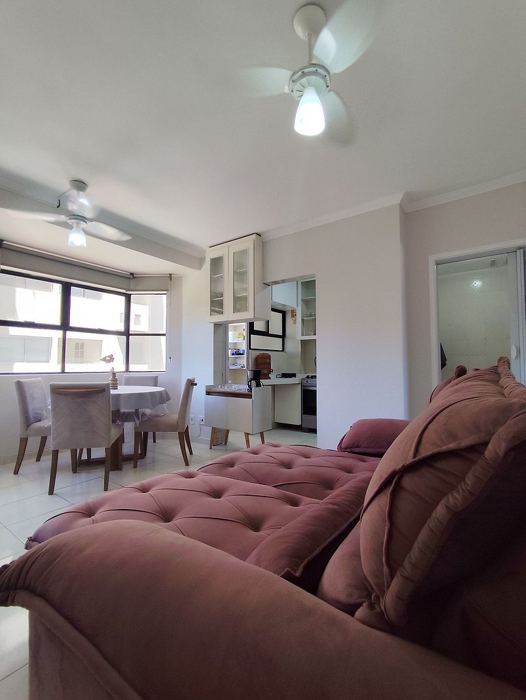 Apartamento próximo a Praia das Astúrias