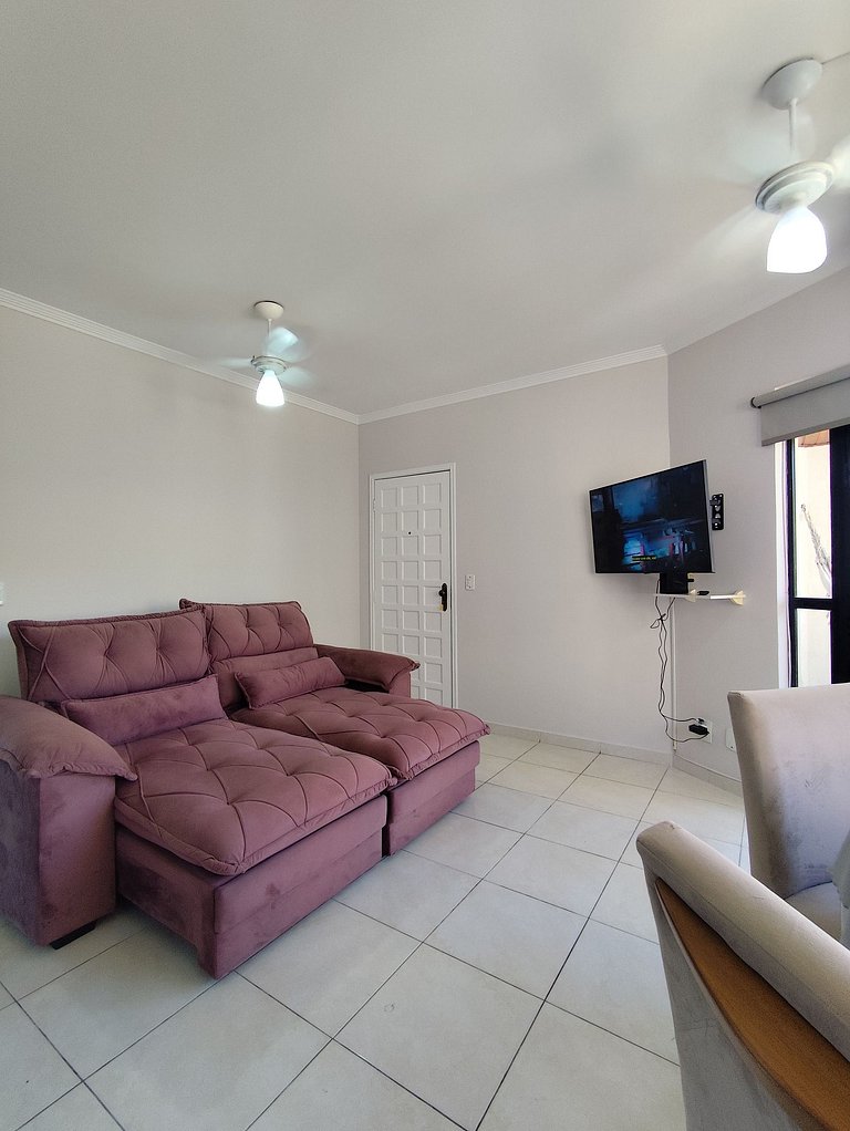 Apartamento próximo a Praia das Astúrias