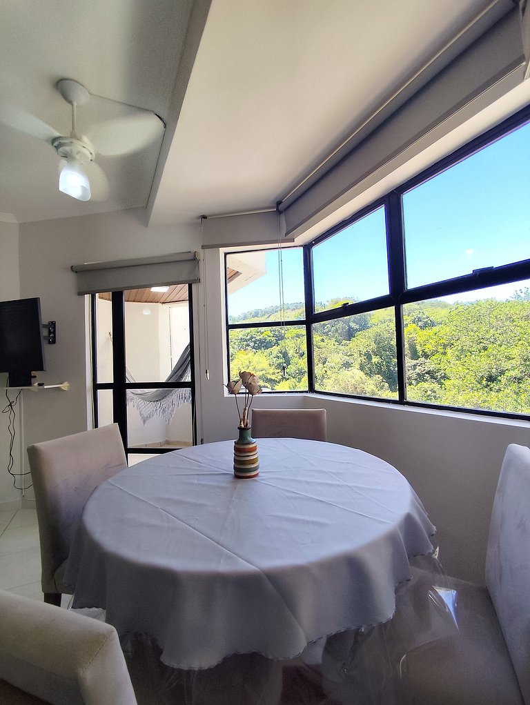 Apartamento próximo a Praia das Astúrias