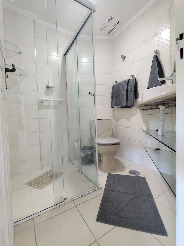 Apartamento próximo a Praia das Astúrias