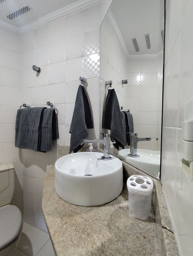 Apartamento próximo a Praia das Astúrias