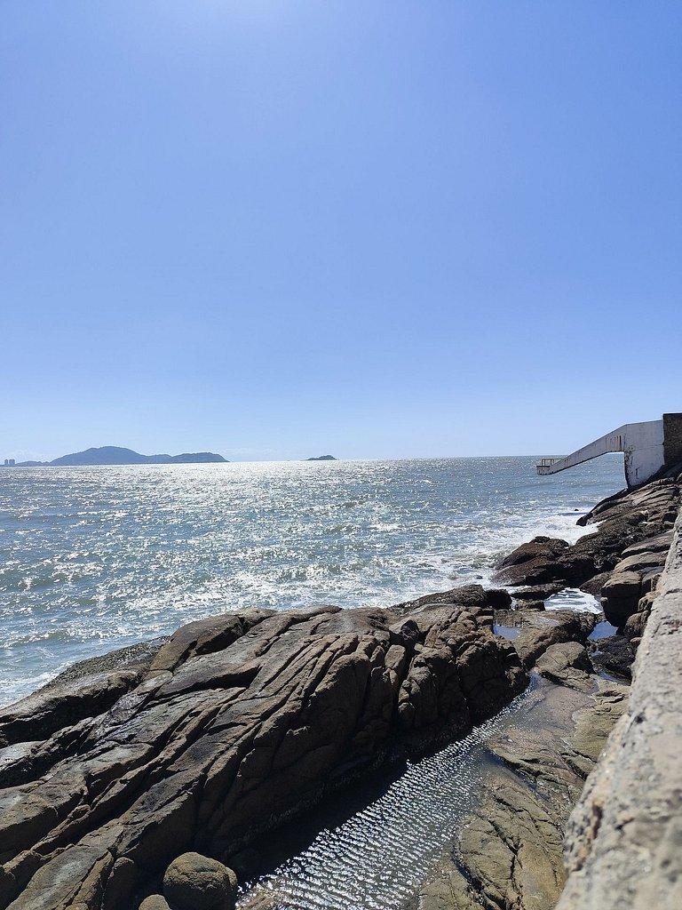 Apartamento próximo a Praia das Astúrias