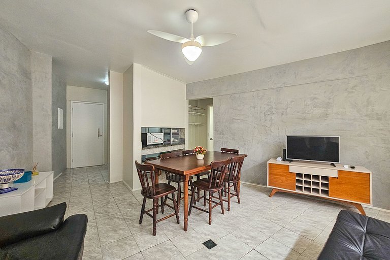 Apartamento pé na areia da praia do Tombo em Frente ao mar