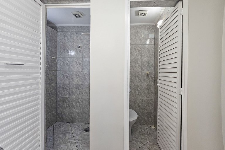 Apartamento pé na areia da praia do Tombo em Frente ao mar