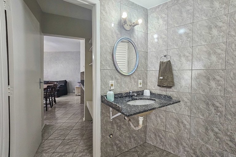 Apartamento pé na areia da praia do Tombo em Frente ao mar