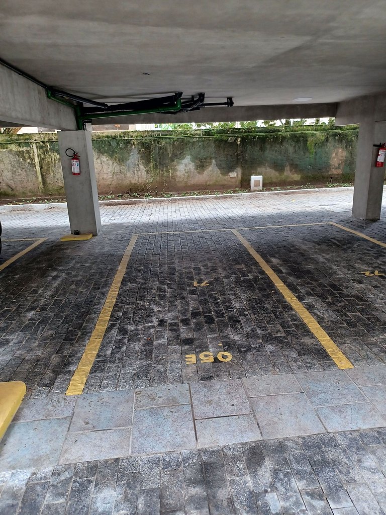 Apartamento pé na areia da praia do Tombo em Frente ao mar