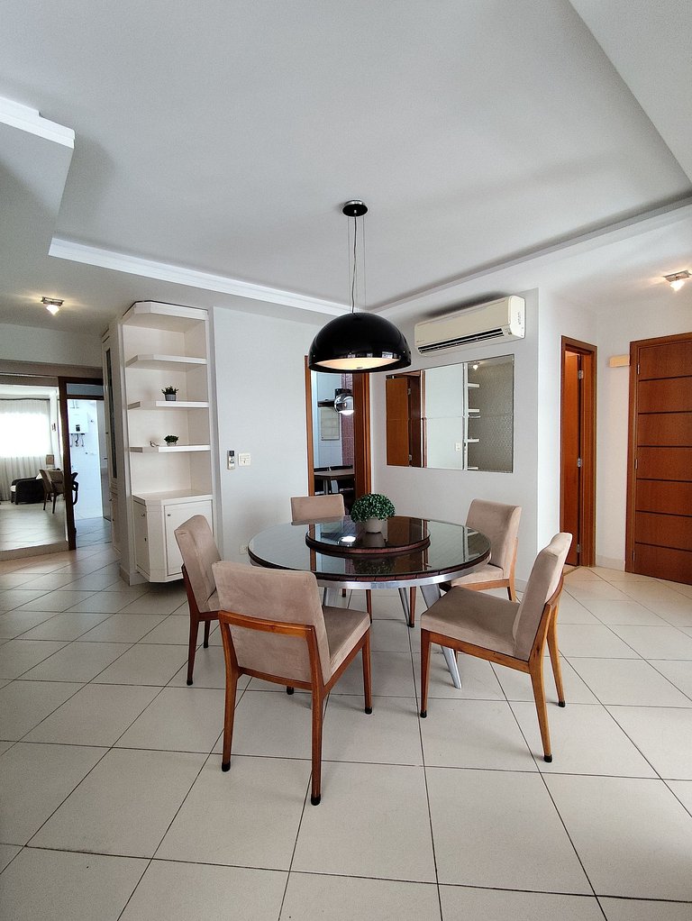 Apartamento pé na areia da praia das Astúrias Frente ao mar