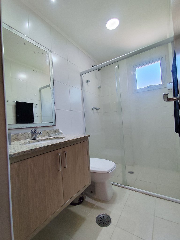 Apartamento pé na areia da praia das Astúrias Frente ao mar