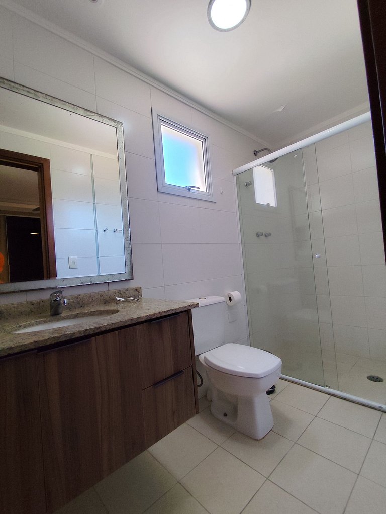 Apartamento pé na areia da praia das Astúrias Frente ao mar