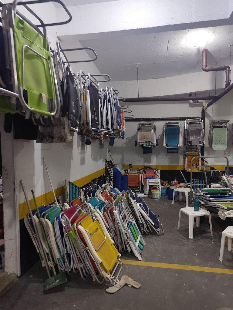 Apartamento pé na areia da praia das Astúrias Frente ao mar