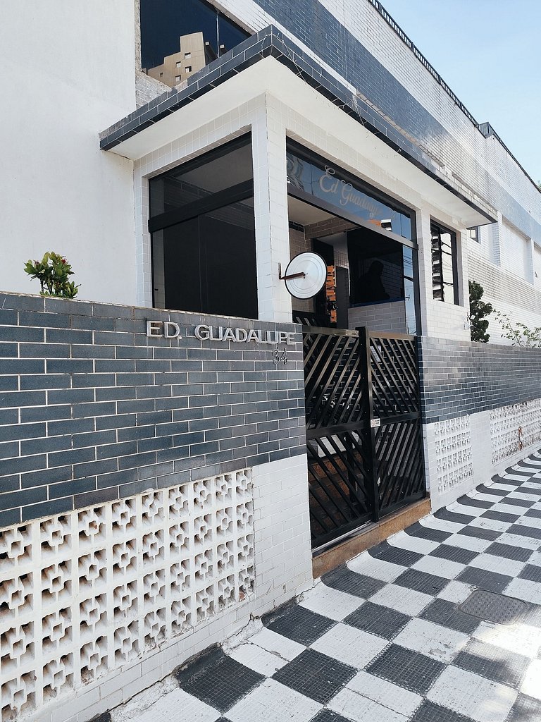 Condomínio Guadalupe Astúrias c/Piscina e Internet