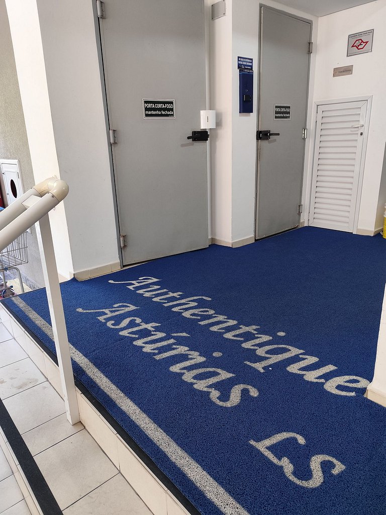 Apartamento pé na areia da praia das Astúrias Frente ao mar