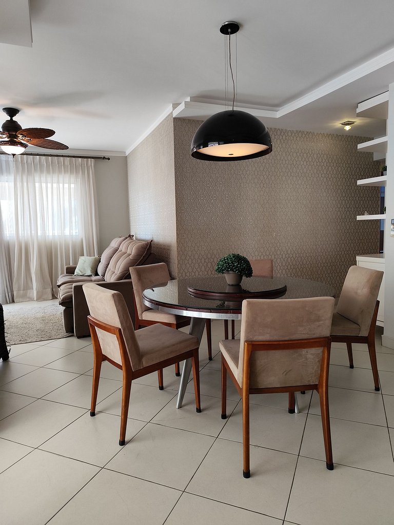 Apartamento pé na areia da praia das Astúrias Frente ao mar