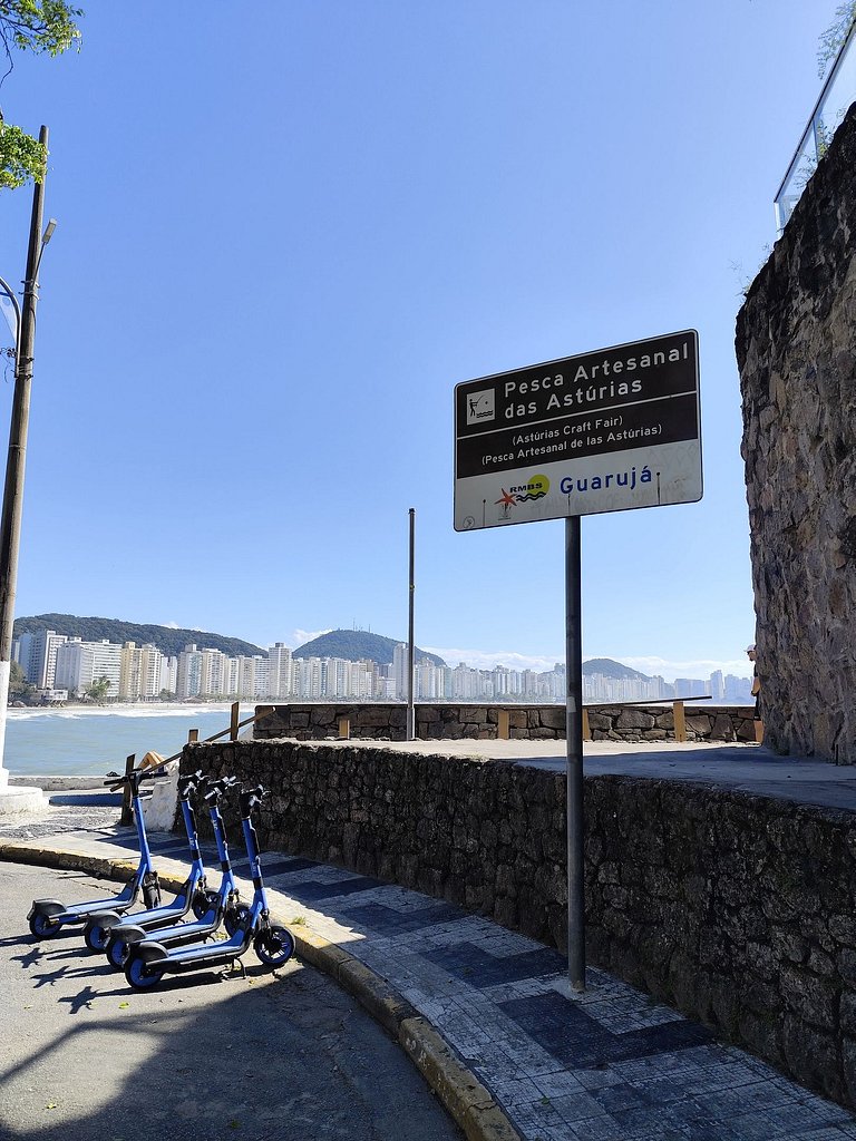 Apartamento pé na areia da praia das Astúrias Frente ao mar