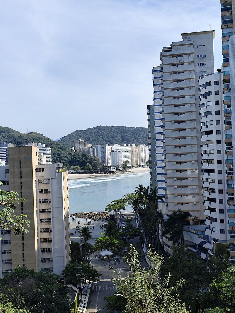 Apartamento pé na areia da praia das Astúrias Frente ao mar