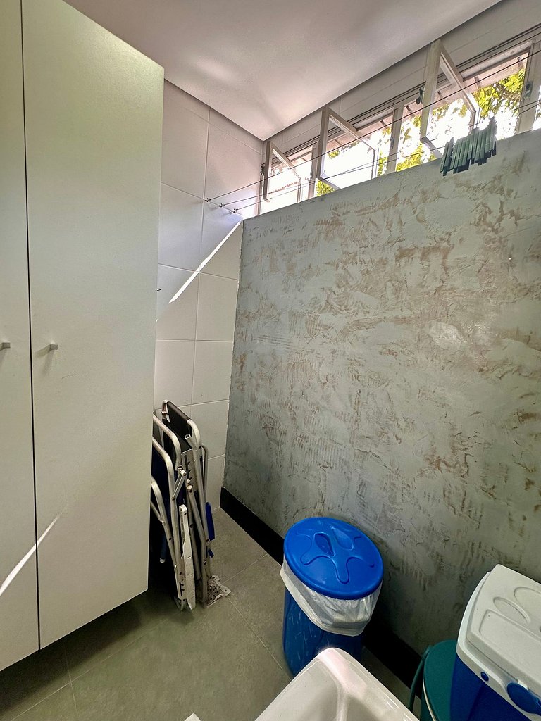 Apartamento pé na areia da praia do Tombo em Frente ao mar
