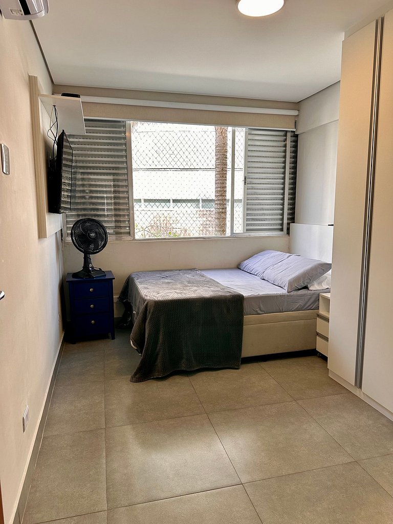 Apartamento pé na areia da praia do Tombo em Frente ao mar