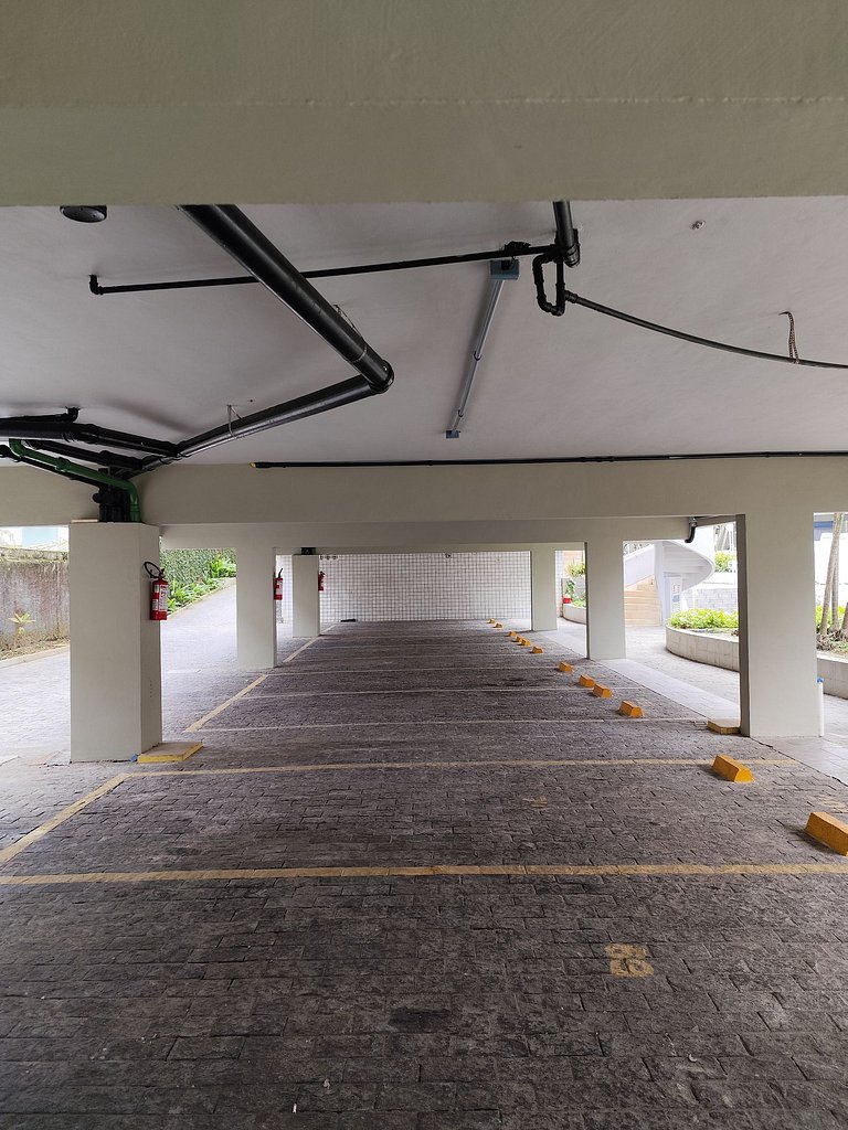 Apartamento pé na areia da praia do Tombo em Frente ao mar