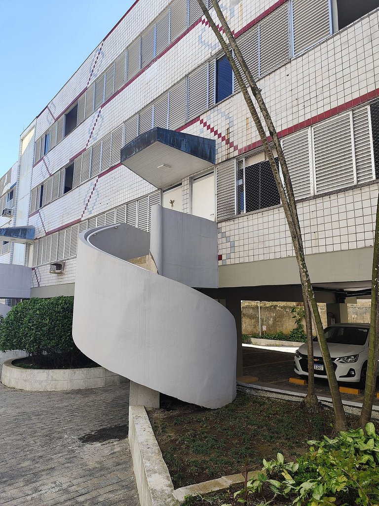 Apartamento pé na areia da praia do Tombo em Frente ao mar