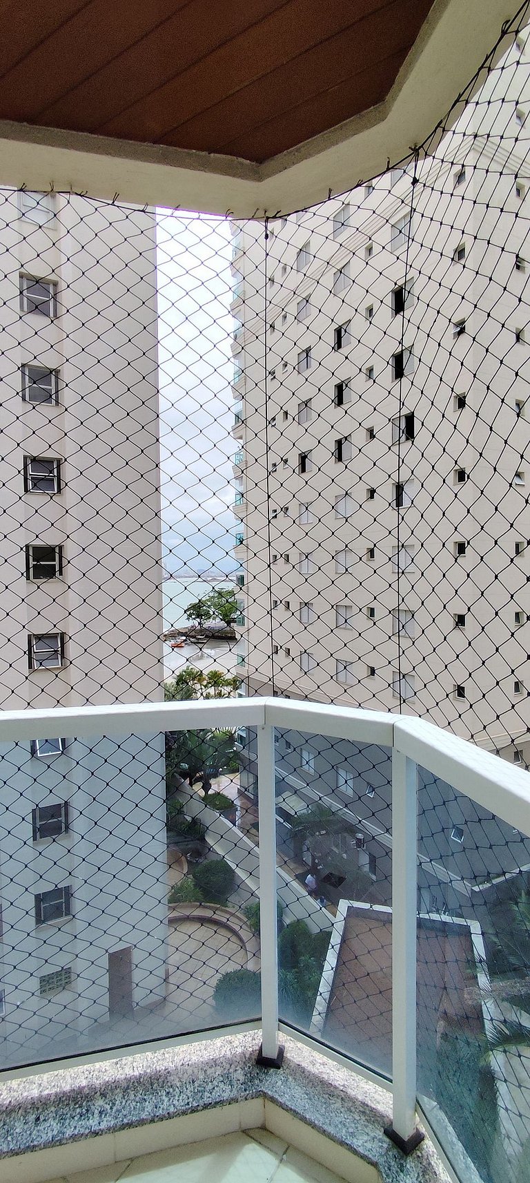 Apartamento pé na areia da praia das Astúrias Frente ao mar