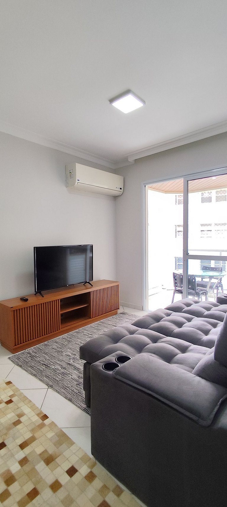 Apartamento pé na areia da praia das Astúrias Frente ao mar