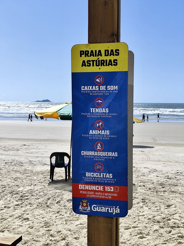 Apartamento pé na areia da praia das Astúrias Frente ao mar