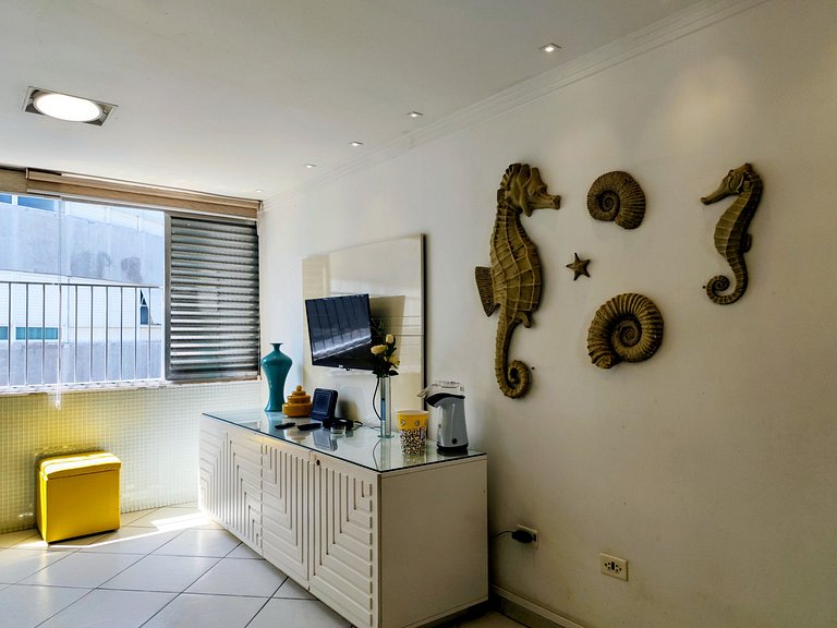 apartamento pé na areia da praia do tombo frente ao mar