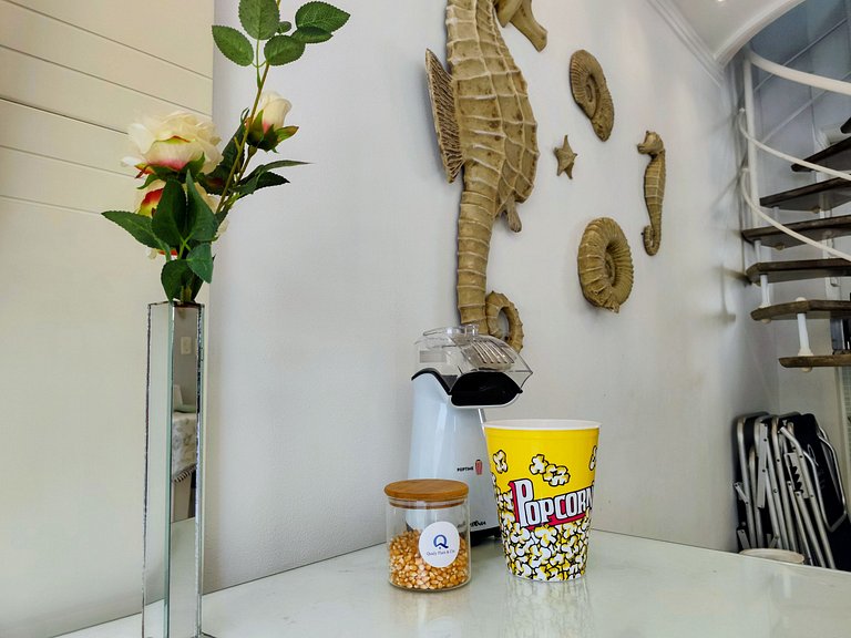 apartamento pé na areia da praia do tombo frente ao mar