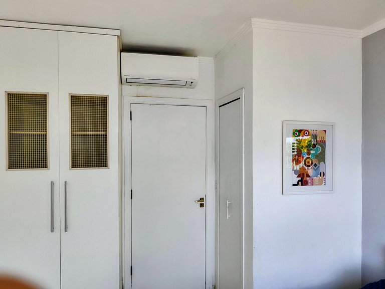 apartamento pé na areia da praia do tombo frente ao mar