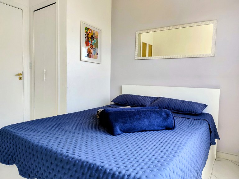 apartamento pé na areia da praia do tombo frente ao mar