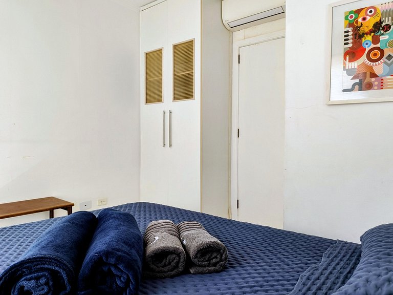 apartamento pé na areia da praia do tombo frente ao mar