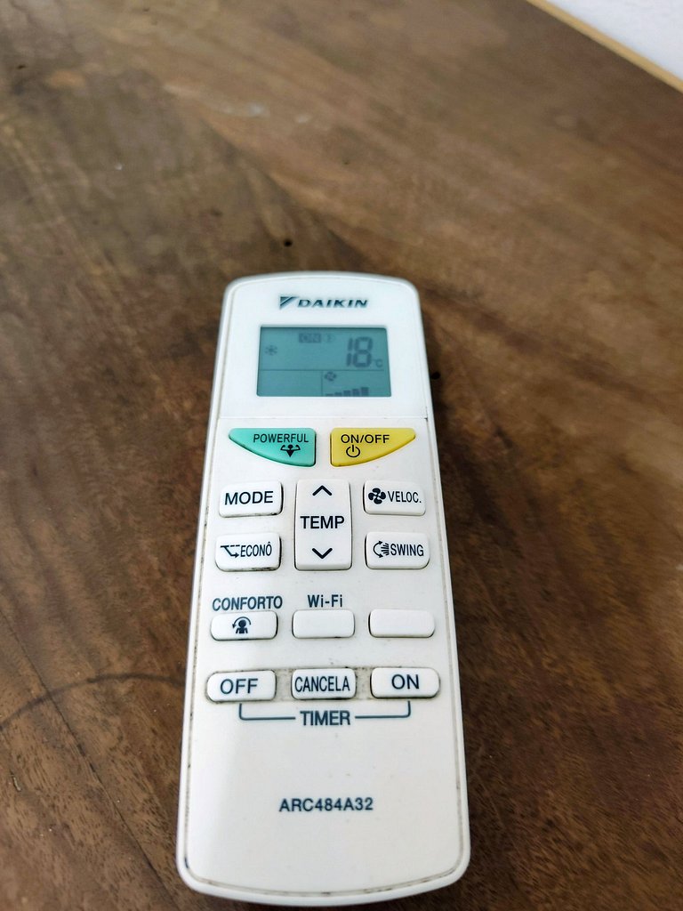 apartamento pé na areia da praia do tombo frente ao mar