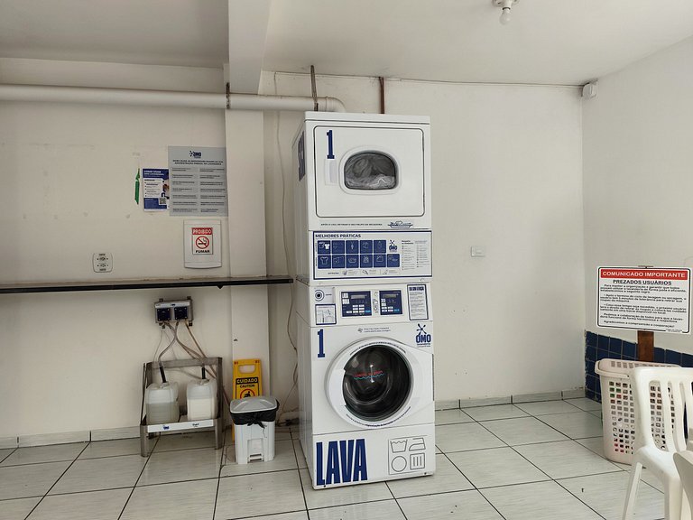 apartamento pé na areia da praia do tombo frente ao mar