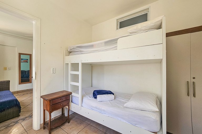 apto pé na areia praia do tombo frente ao mar bandeira azul