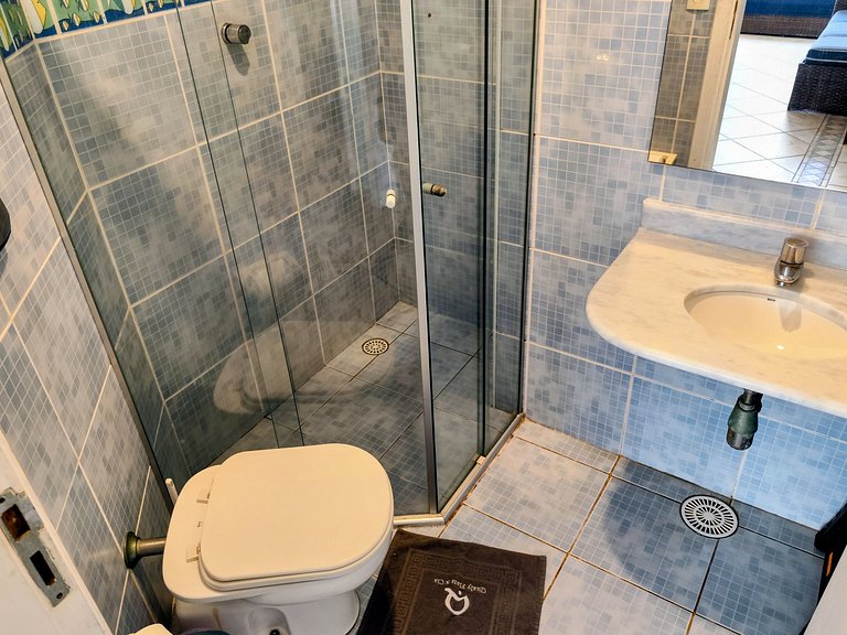 apto pé na areia praia do tombo frente ao mar bandeira azul