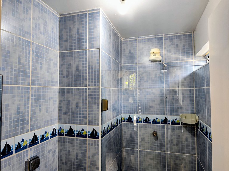 apto pé na areia praia do tombo frente ao mar bandeira azul