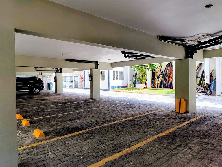 apartamento pé na areia da praia do tombo frente ao mar