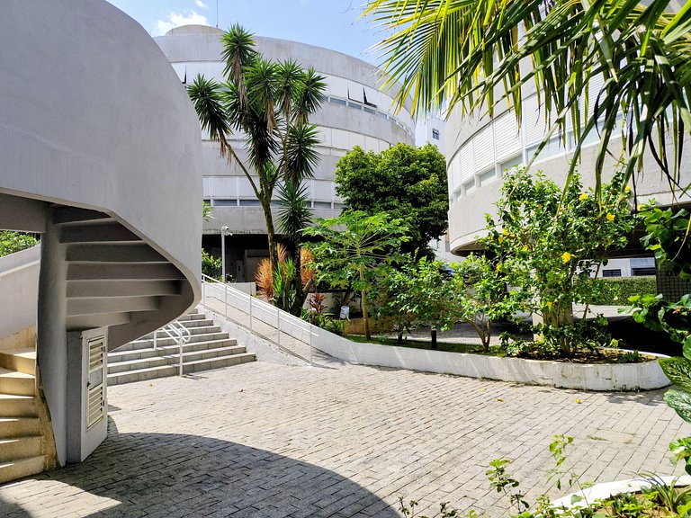 Apartamento pé na areia da praia do Tombo em Frente ao mar