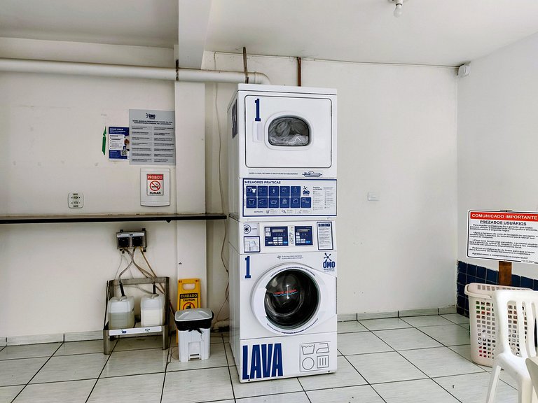 Apartamento pé na areia da praia do Tombo em Frente ao mar